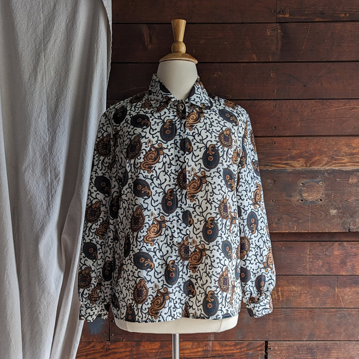 80s Vintage Plus Size Swirling Crest Blouse