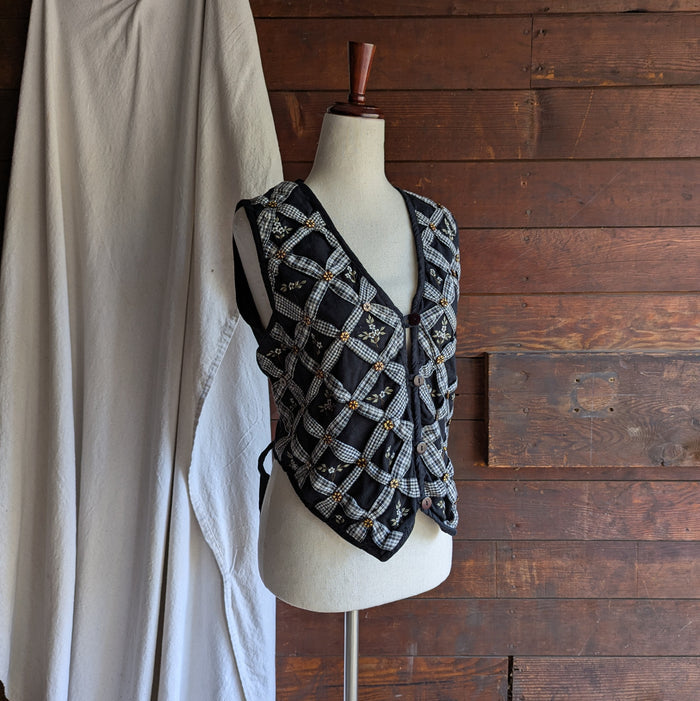 90s Vintage Black Embroidered Lattice Vest