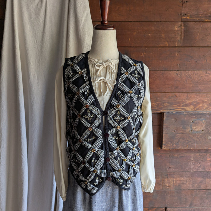 90s Vintage Black Embroidered Lattice Vest
