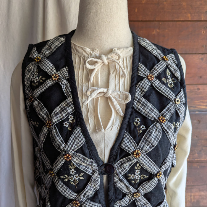 90s Vintage Black Embroidered Lattice Vest