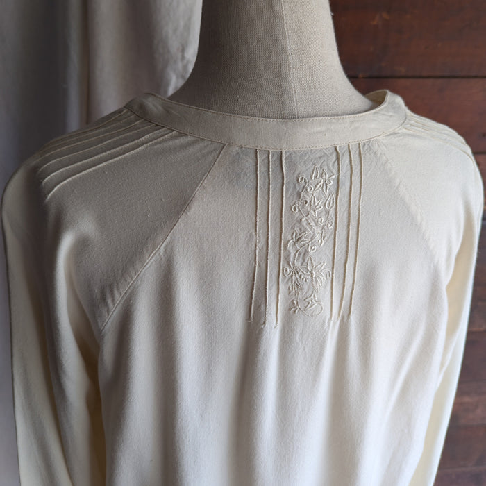 90s Vintage Cream Embroidered Loose Peasant Blouse