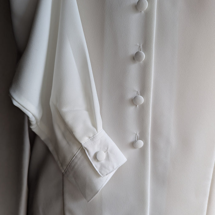 90s Vintage Ivory Embroidered Collar Blouse