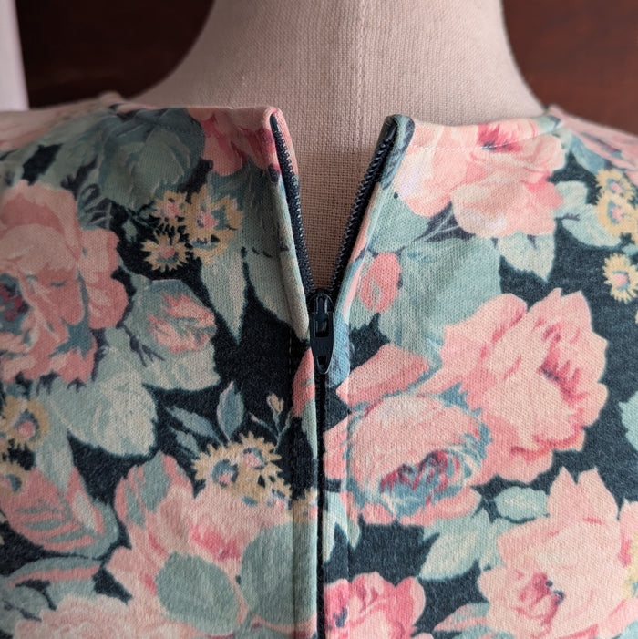 90s Vintage Jersey Knit Rose Dress