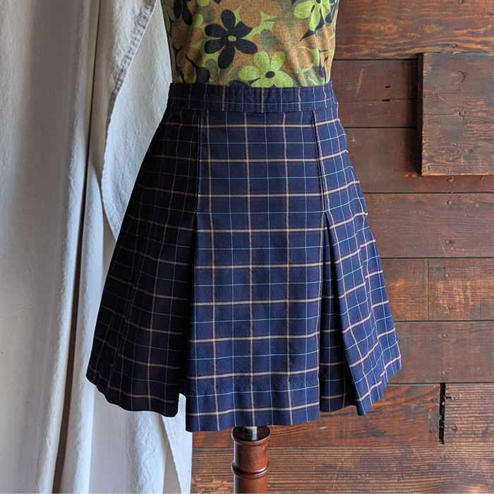 90s Vintage Navy Plaid Mini Skirt