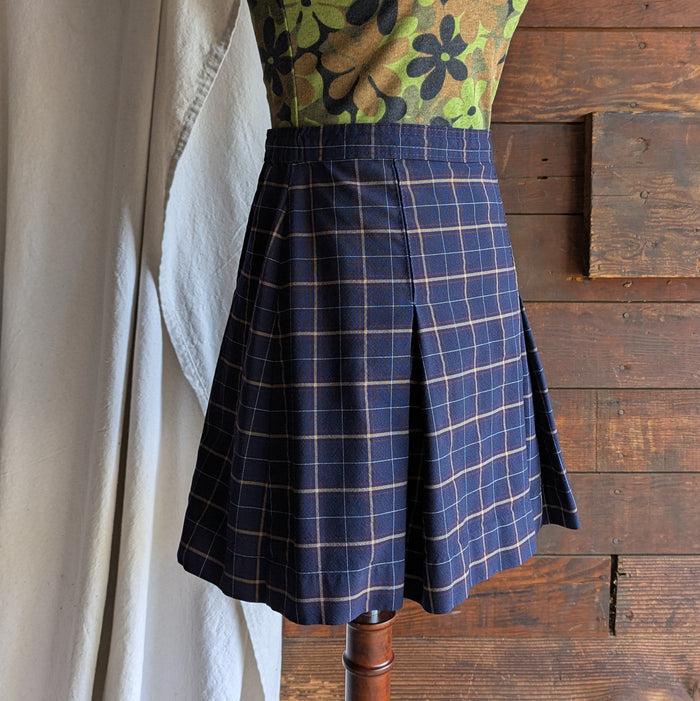 90s Vintage Navy Plaid Mini Skirt