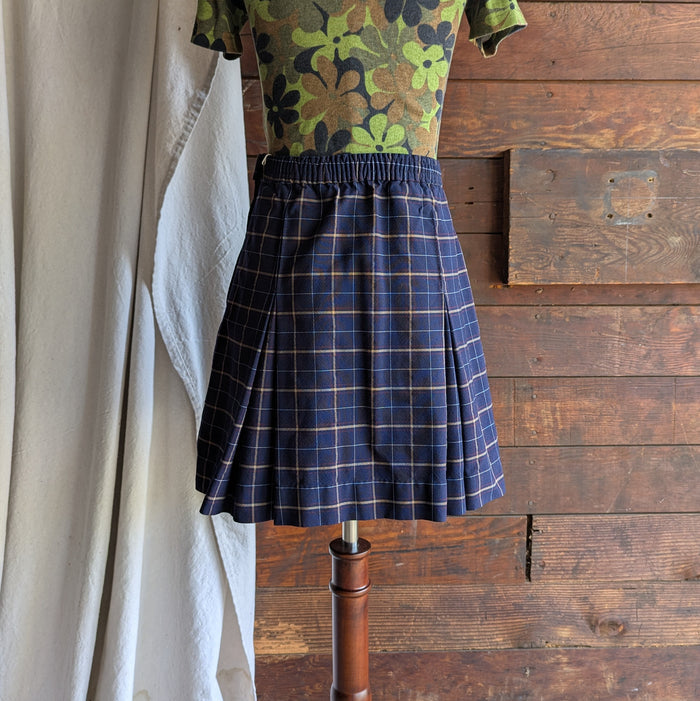 90s Vintage Navy Plaid Mini Skirt