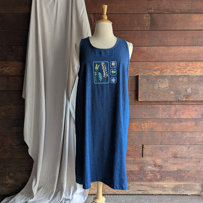 90s Vintage Plus Size Embroidered Denim Midi Dress