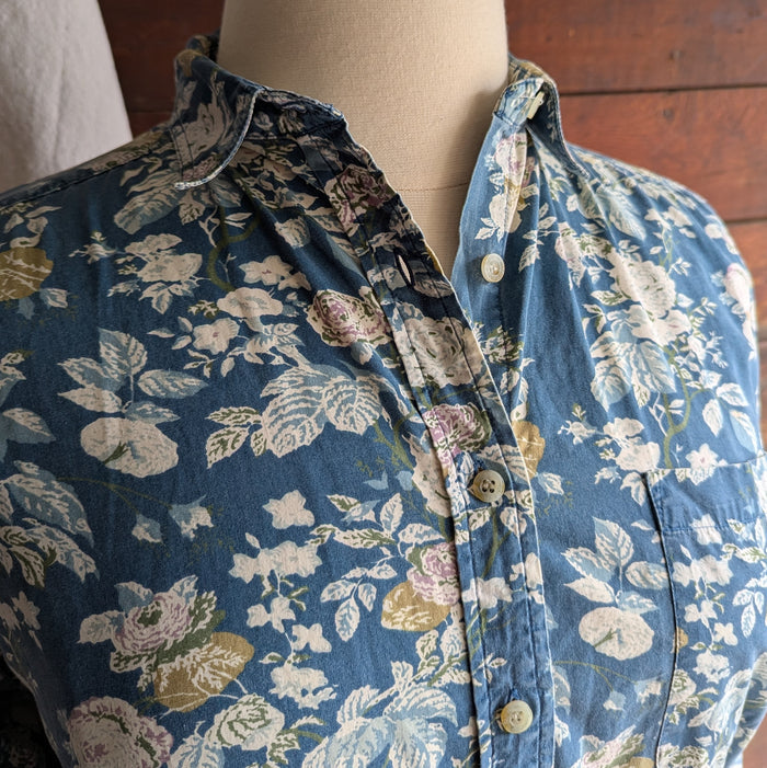 90s Vintage Teal Floral Print Button Up Shirt