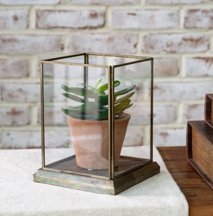 Aged Antiqued Glass Displayer 7.5"