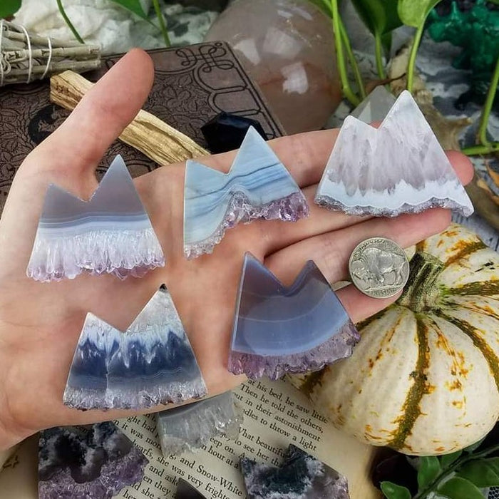 Amethyst and Agate Mountains, Large