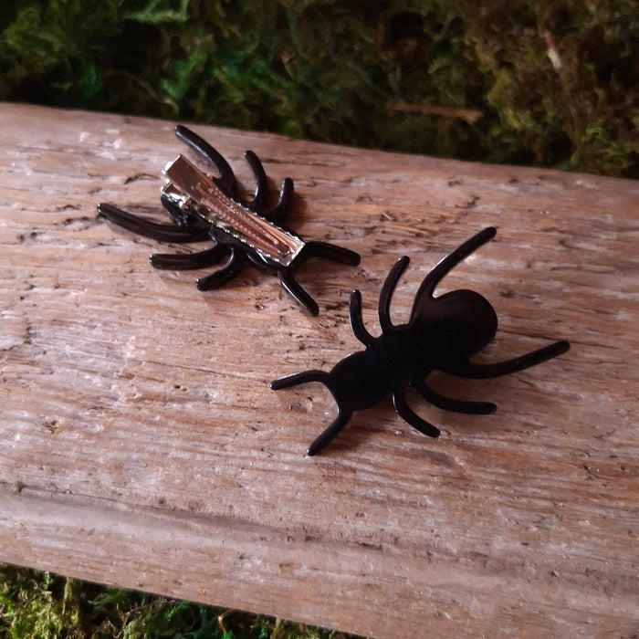 Ants Hair Clip Set