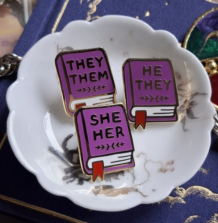 Book He/She/They Pronoun Pins