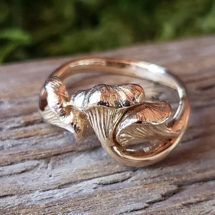 Bronze Chanterelle Mushroom Ring