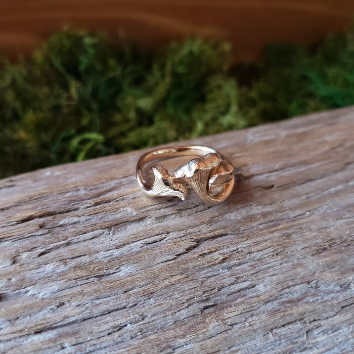 Bronze Chanterelle Mushroom Ring