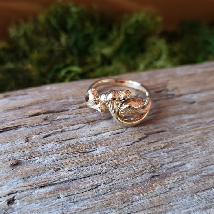Bronze Chanterelle Mushroom Ring