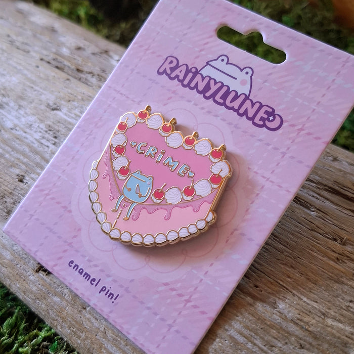 "Crime" Cake Frog Enamel Pig