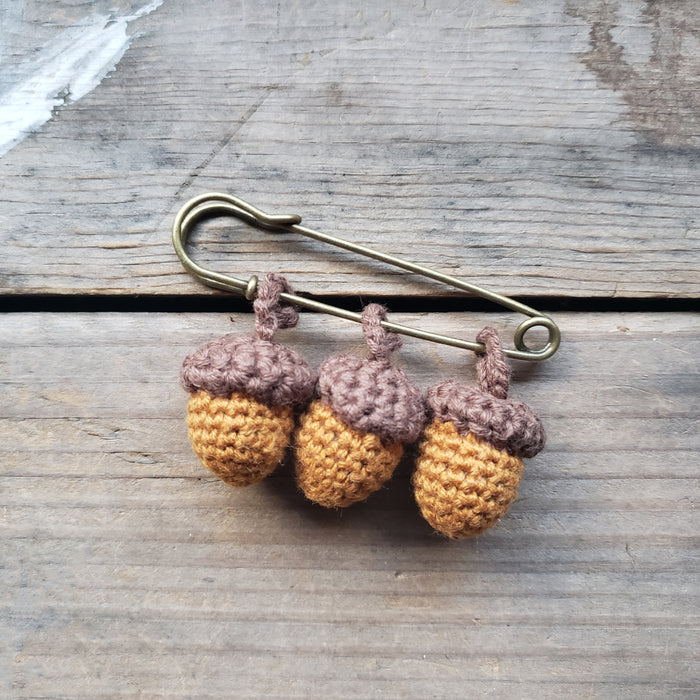 Crochet Acorns Pin