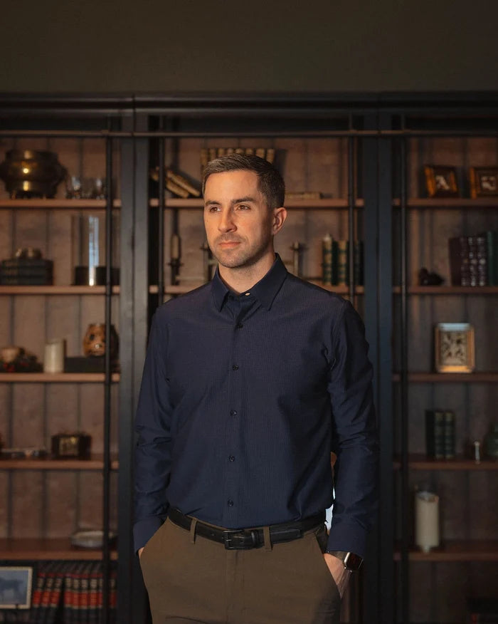 Dark Blue Solid Grain Long-Sleeved Shirt