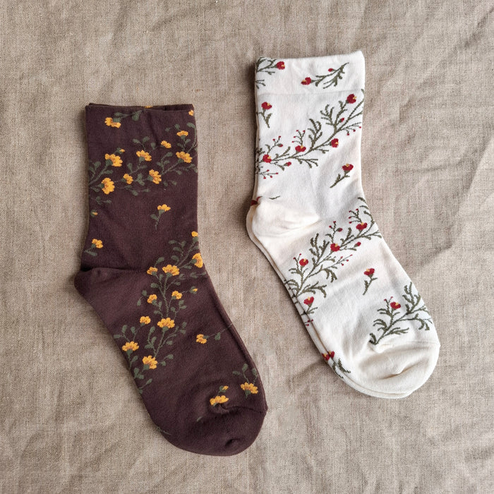 Flowing Floral Socks