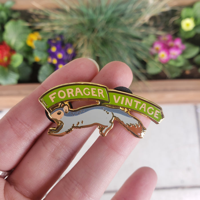 "Forager Vintage" Squirrel Enamel Pin