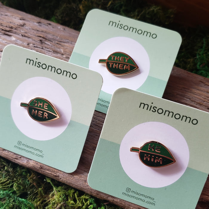 Leaf He/She/They Pronoun Pins