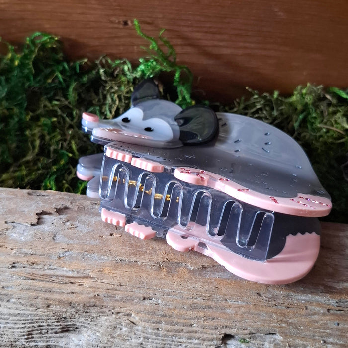 Possum Claw Clip