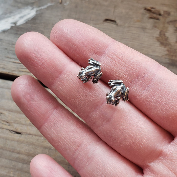 Sterling Silver Frog Stud Earrings