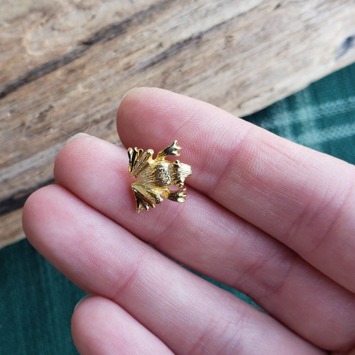 Tiny Gold Frog Lapel Pin