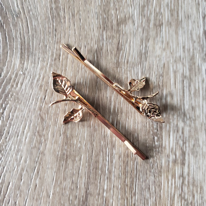 Tiny Gold Twig Hairclip