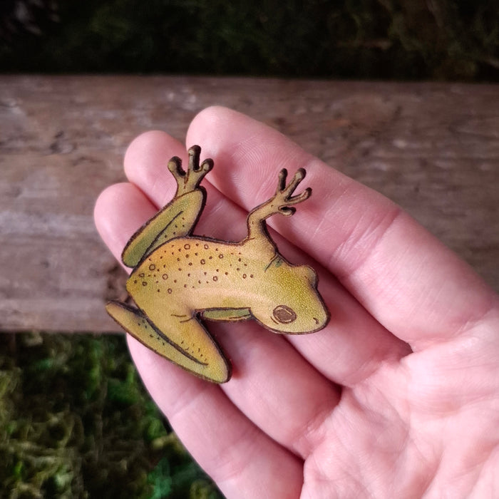 Tree Frog Leather Brooch