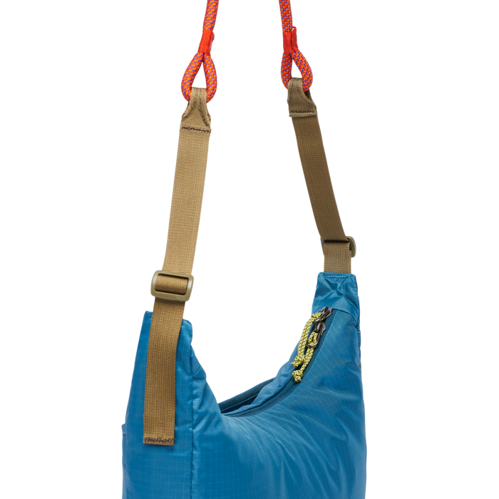 Trozo 8L Shoulder Bag