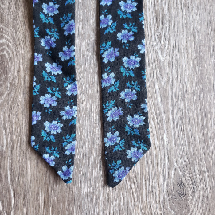 Upcycled Long Ribbon Scrunchie (Blue Black Floral Print)