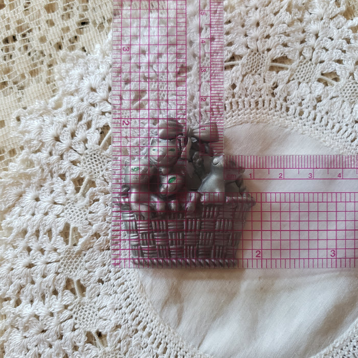 Vintage Cat Basket Brooch