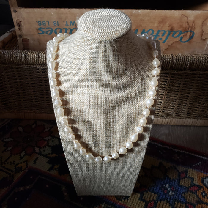 Vintage Light Faux Pearl Necklace